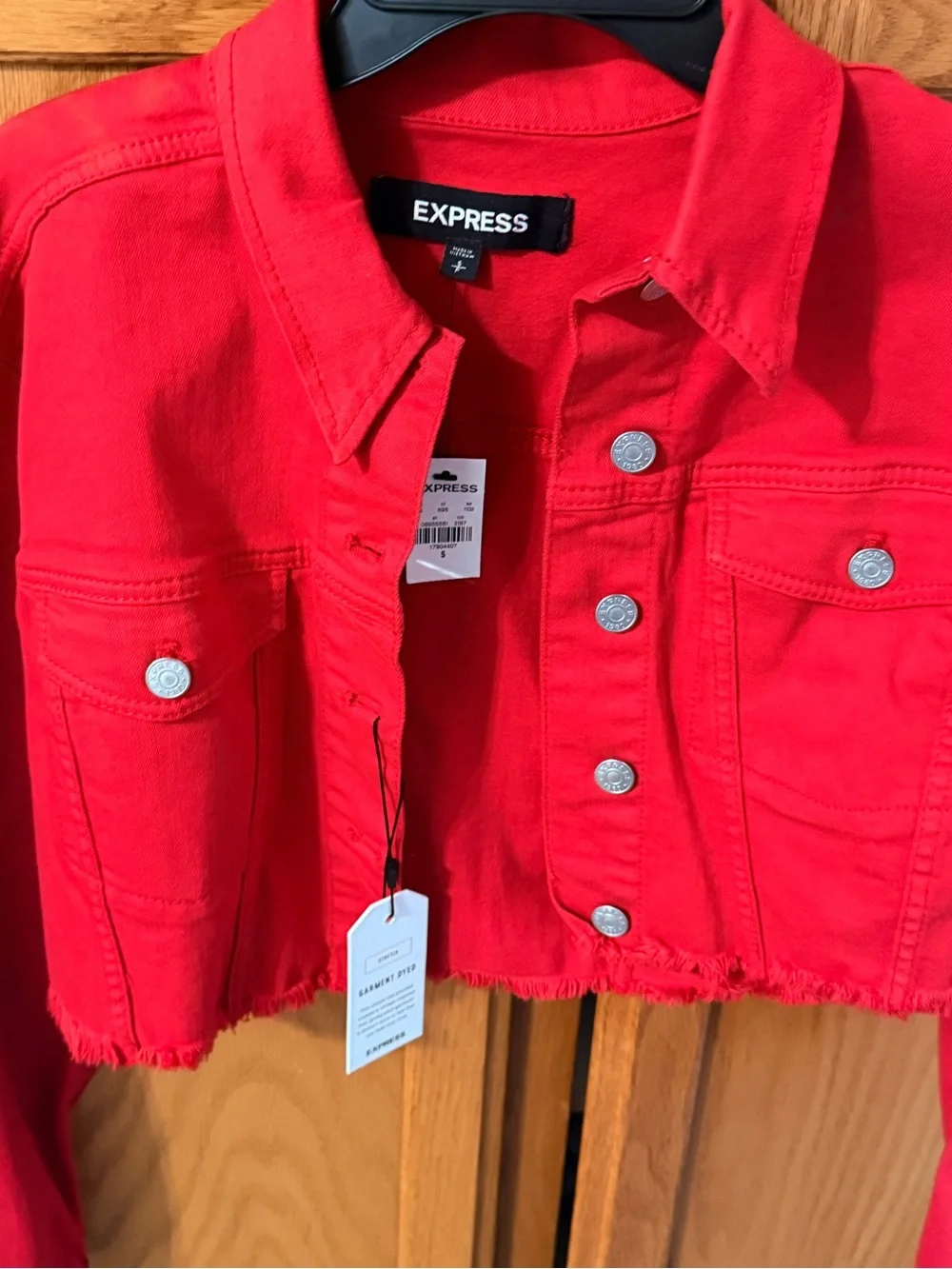 Express Red Cropped Jacket - Picture 3 of 4